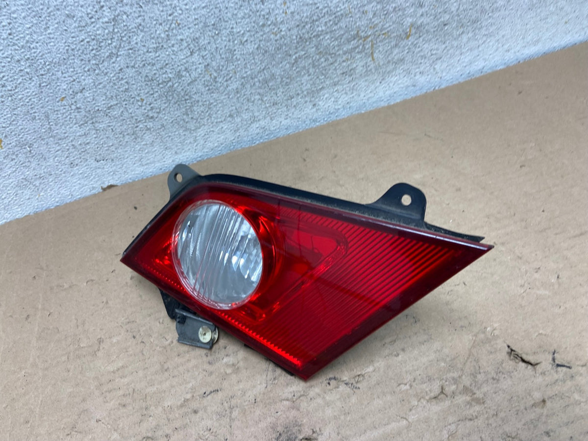 2006 2007 Infiniti M35 M35X M45 Right Passenger RH Inner Tail Light Oe AI0942 LK1