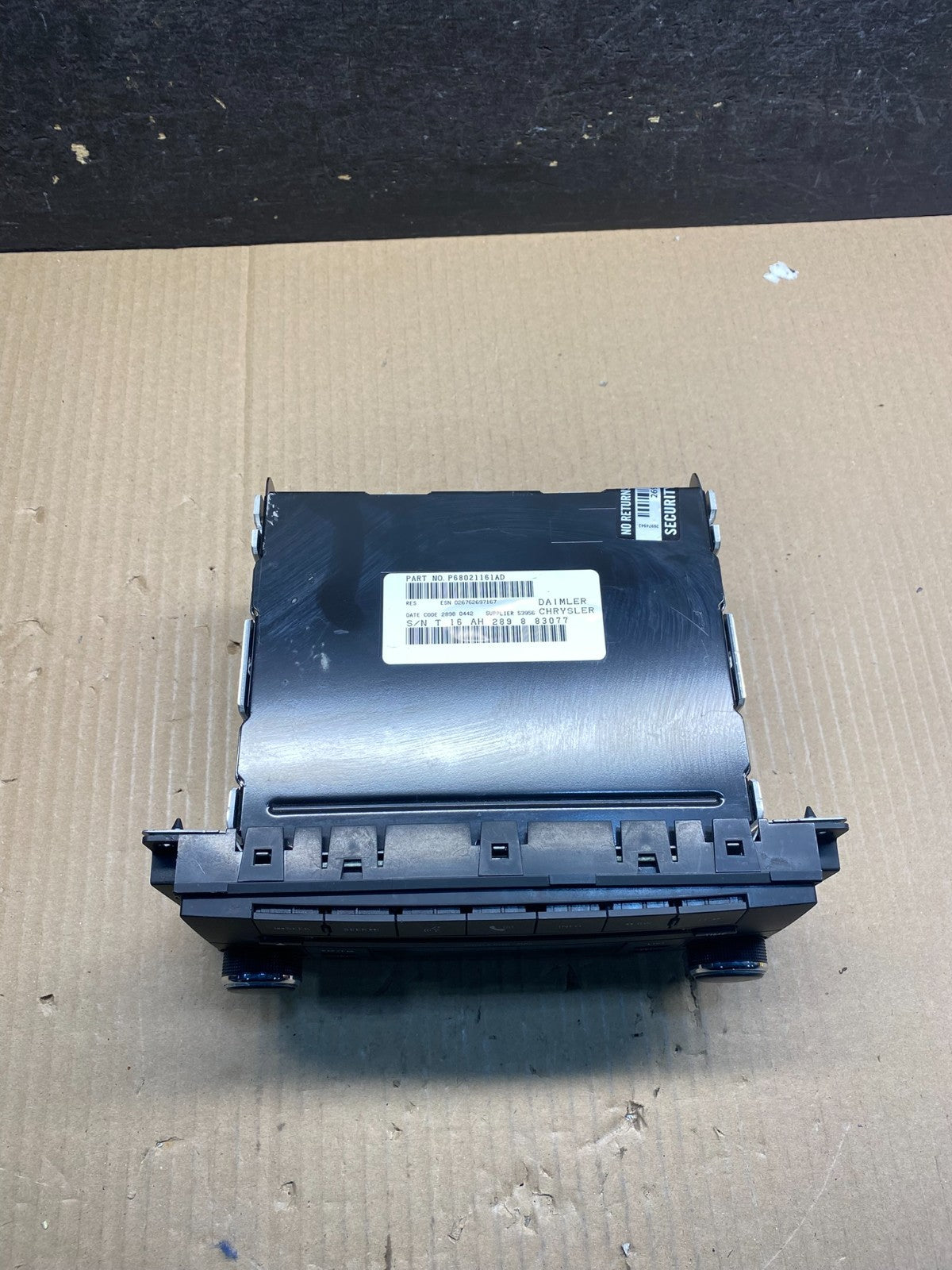 2007-2012 Chrysler Dodge Jeep Ram Radio CD MP3 AUX Receiver AJ0337 DG3