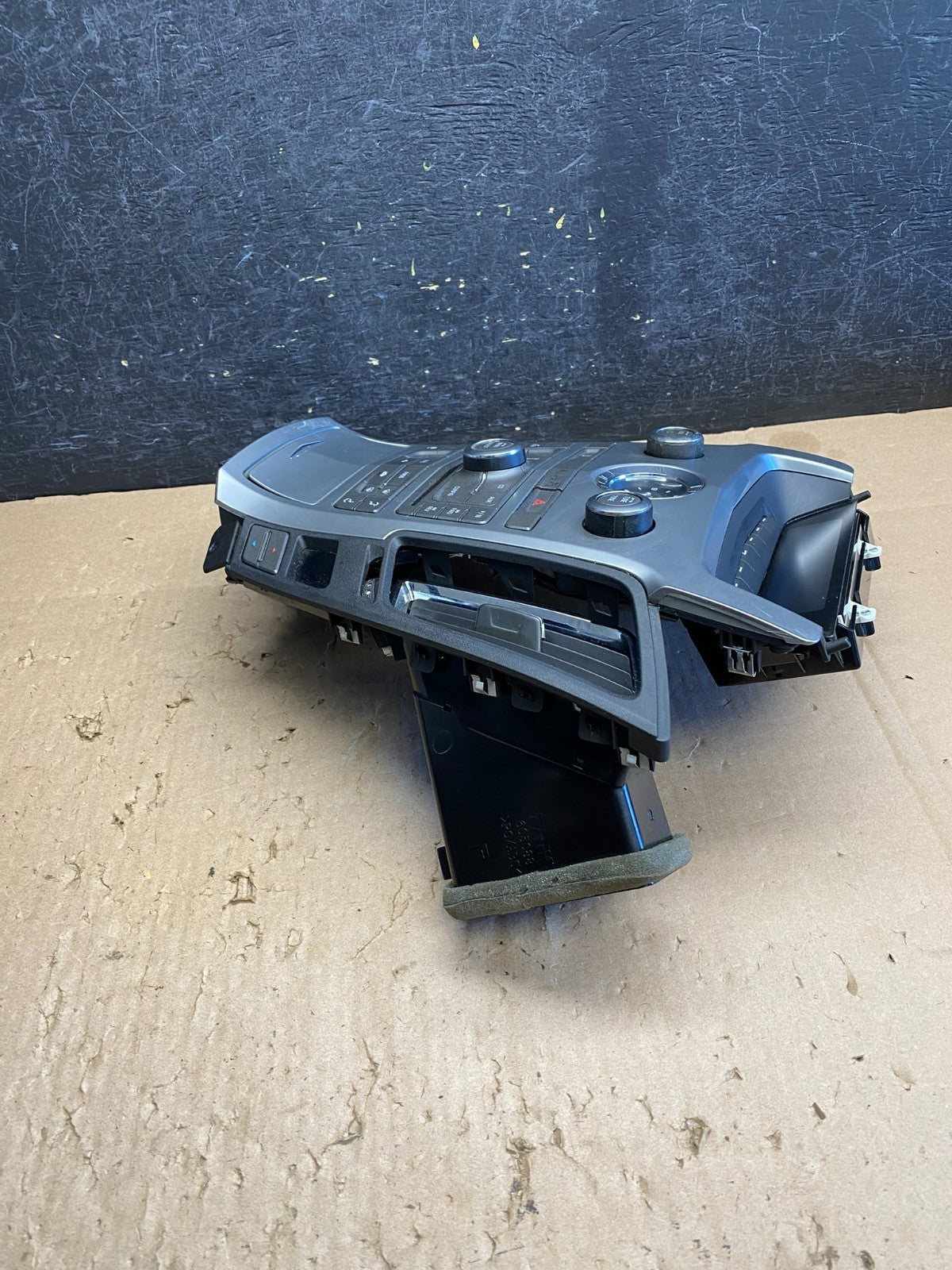 2009-2013 Cadillac CTS A/C Heater Radio Climate Control Panel Bezel OE AJ1603 DG2