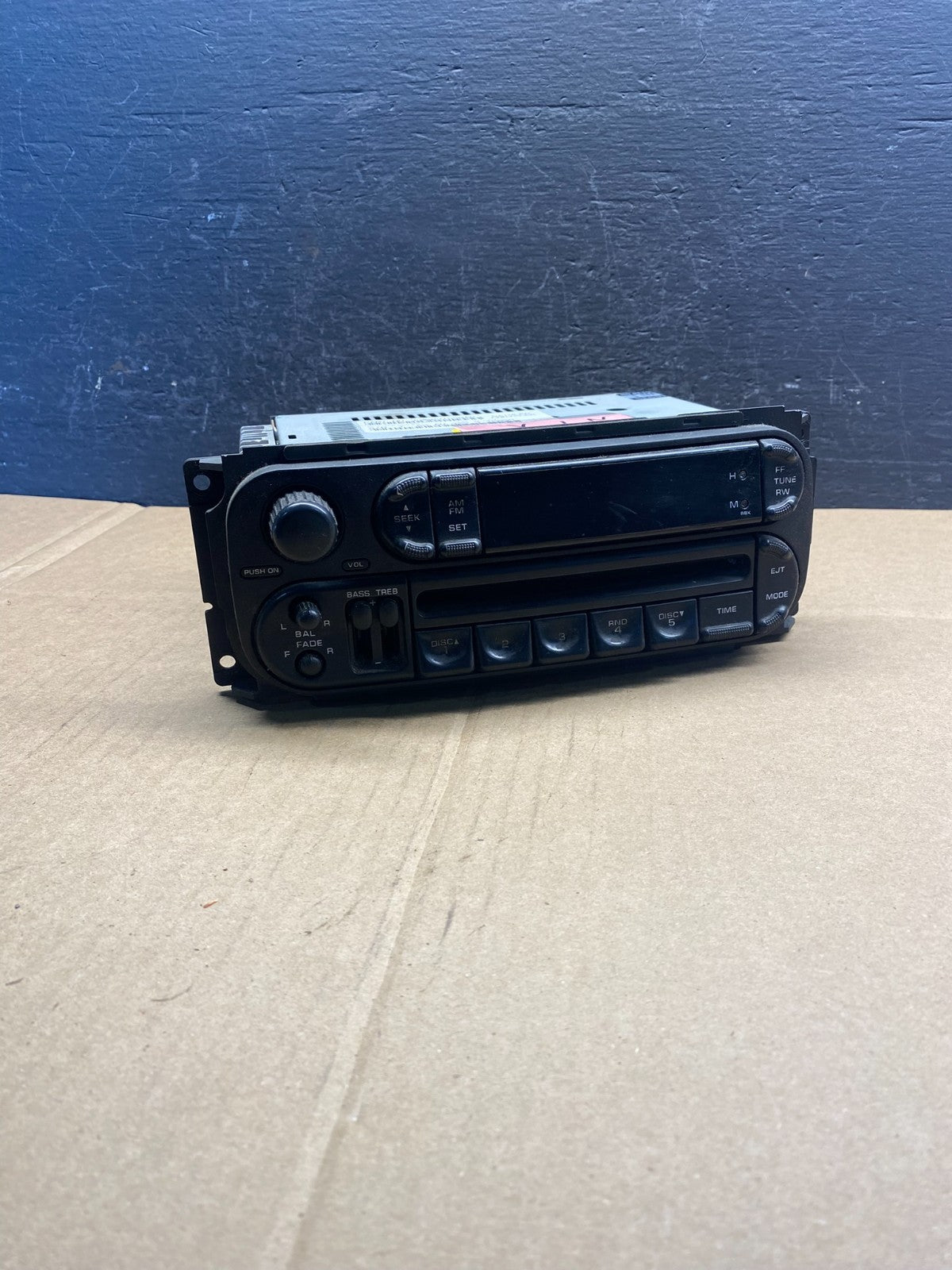 2002 - 2006 Chrysler Dodge Jeep Ram Radio CD Player AM/FM Receiver AD1672 DG0