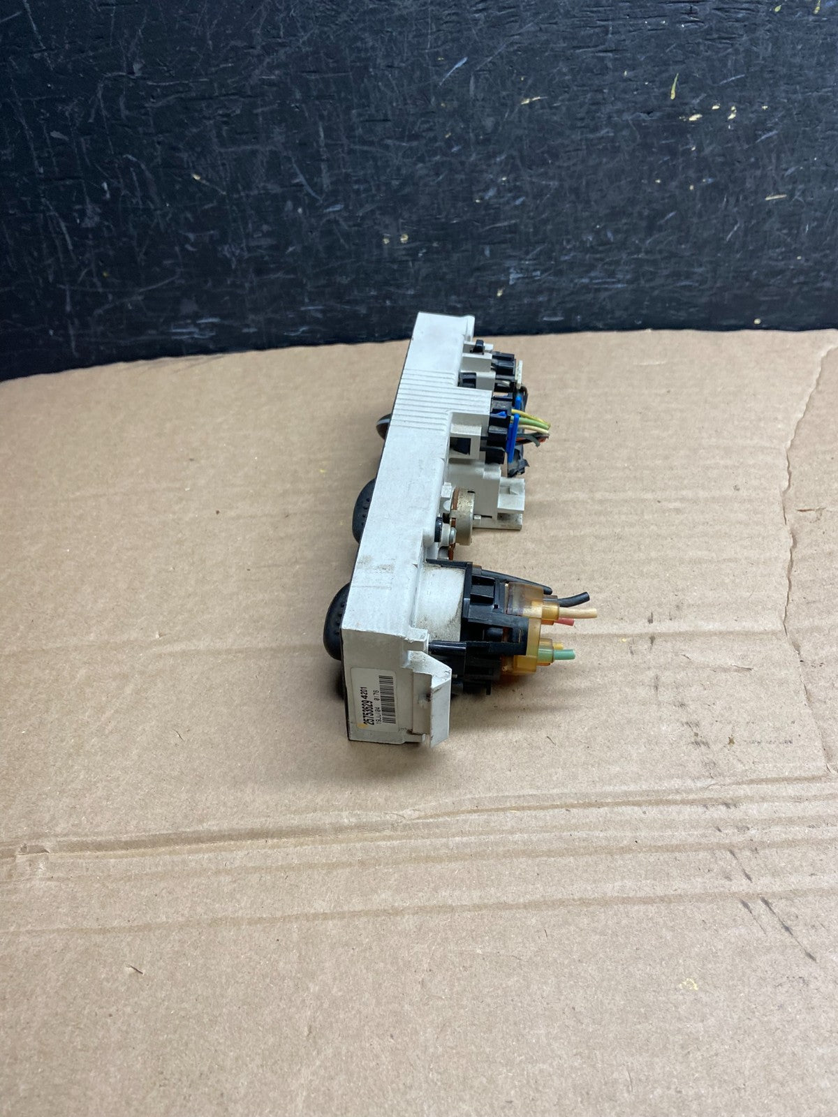 2001 - 2007 GMC Chevrolet Express 1500 Climate Control A/C AF1838 DG2