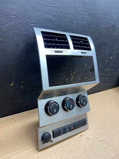 2007 to 2012 Dodge Nitro Dash Climate Temperature Control Radio Bezel W0382 DG2