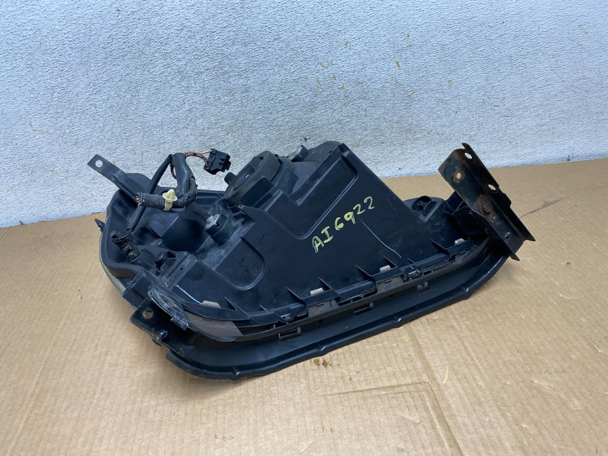 2003 2004 2005 Honda Pilot Left Driver LH Side Halogen Headlight AI6922 DW8