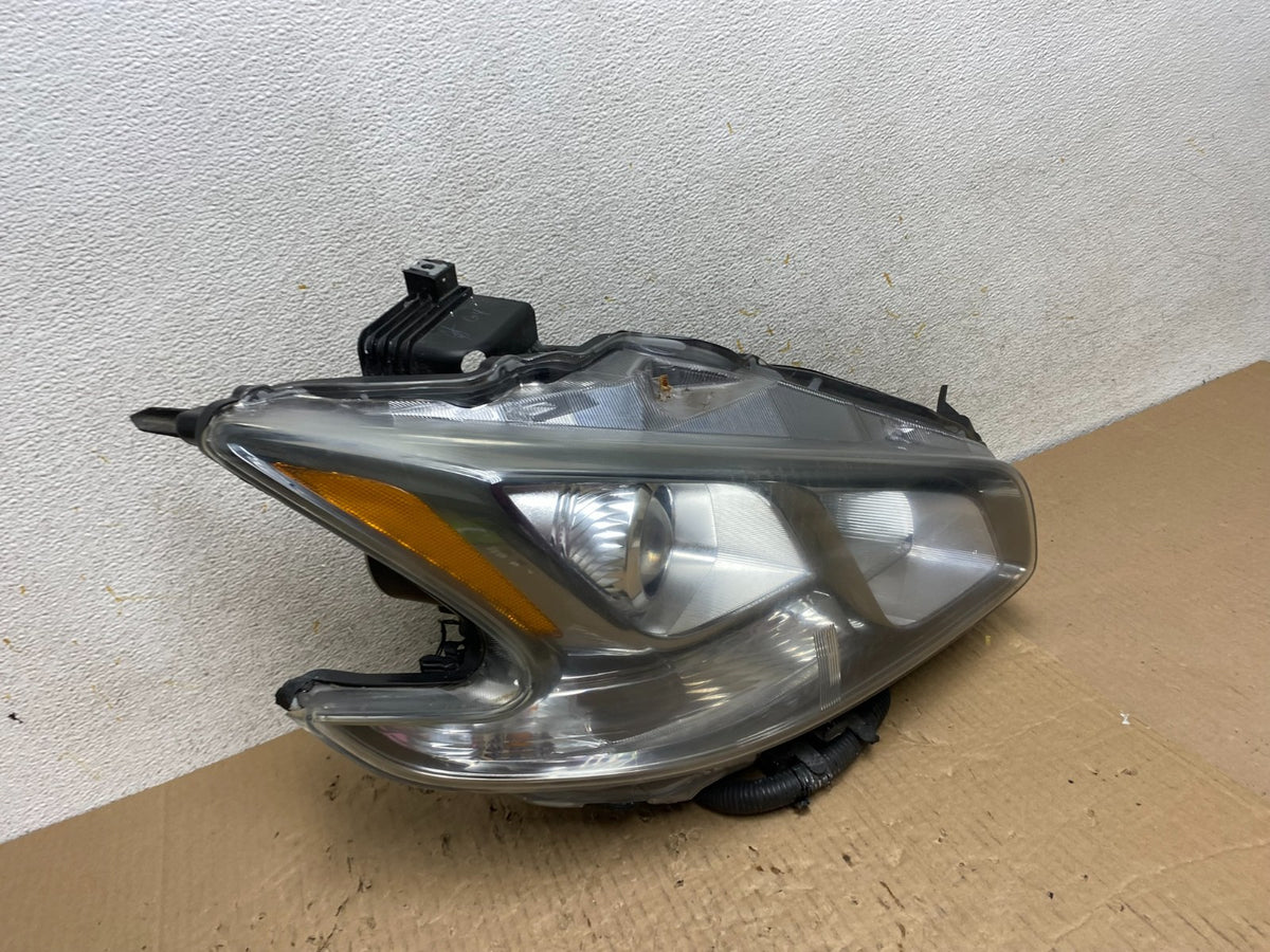 2009 - 2014 Nissan Maxima Headlight Right Passenger Xenon HID AI1349 DW2