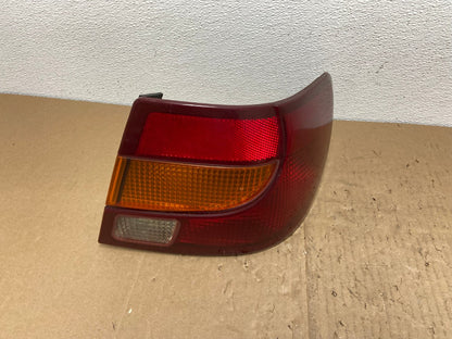 2000-2002 Saturn SL S-Series Right Passenger RH Side Tail Light OEM AB8005 LK0