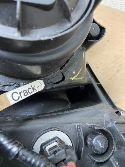2011 to 2013 Honda Odyssey Front Right Passenger Headlight XENON Oem AB6021 DW9