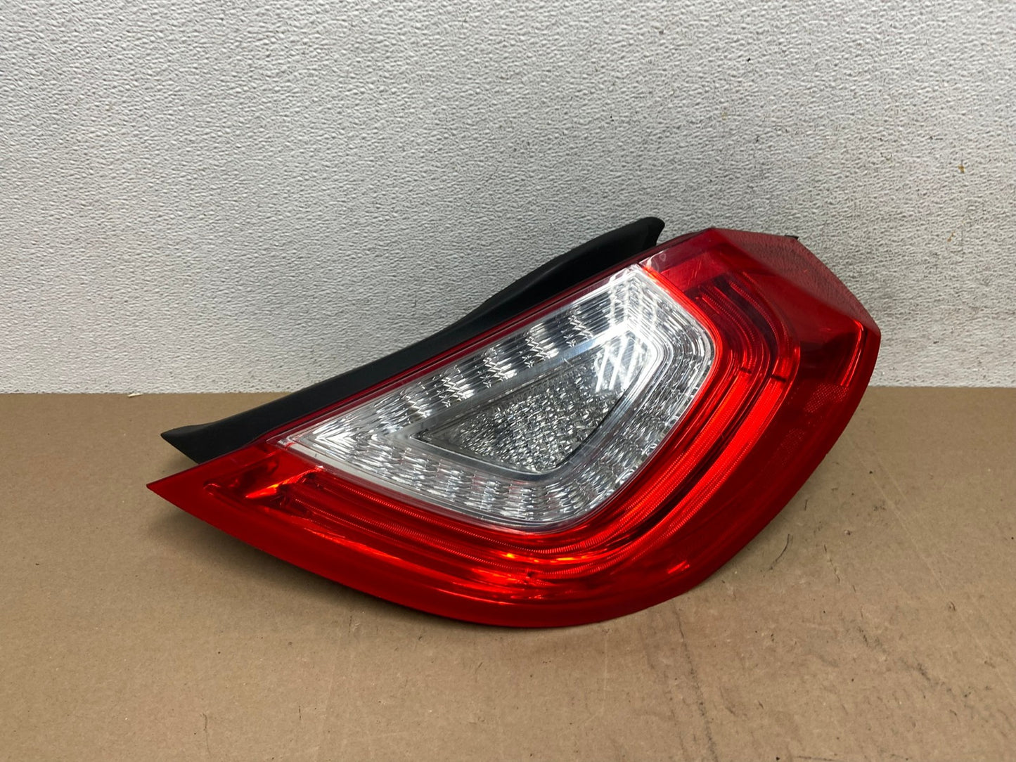 2013 2014 2015 2016 Lincoln Mks Right Passenger RH Side Tail Light AE6710 LK0