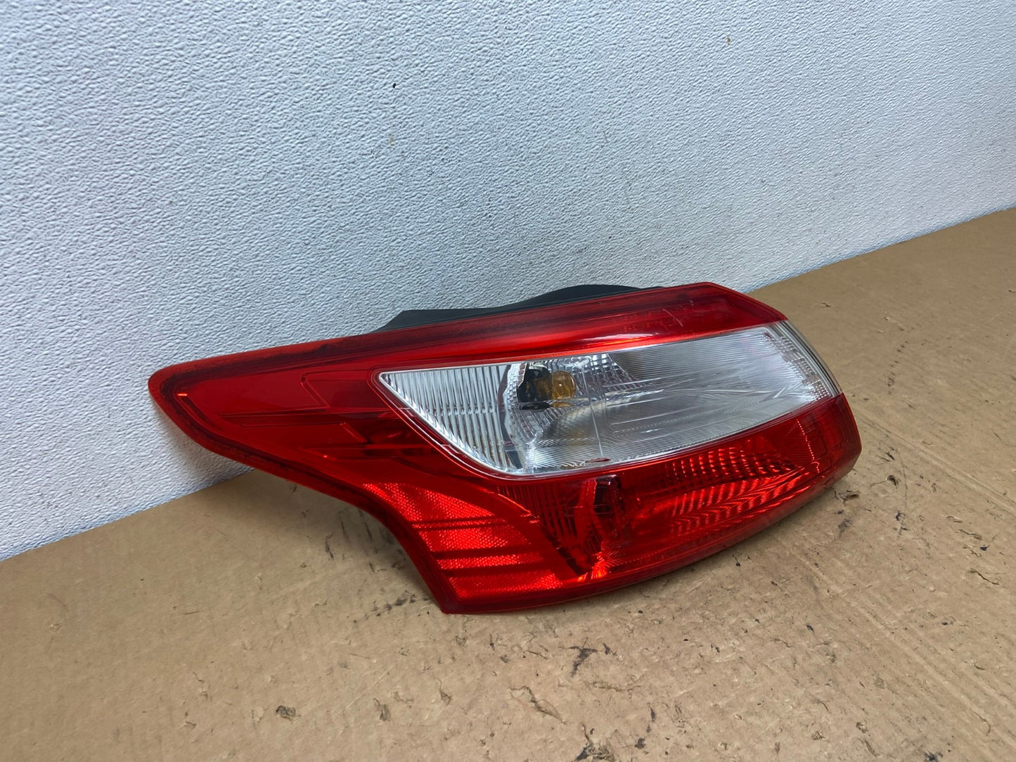 2012 2013 2014 Ford Focus Sedan Left Driver Lh Side Tail Light AC8210 LK2