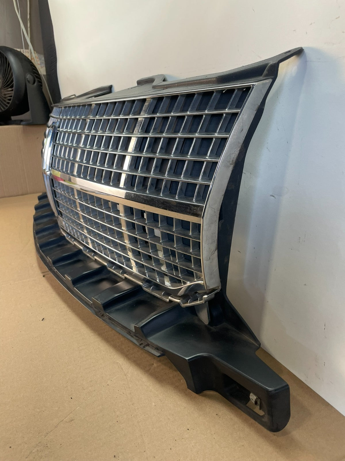 2007 to 2010 Lincoln Mkx Front Upper Grill Grille AG2579 MS1