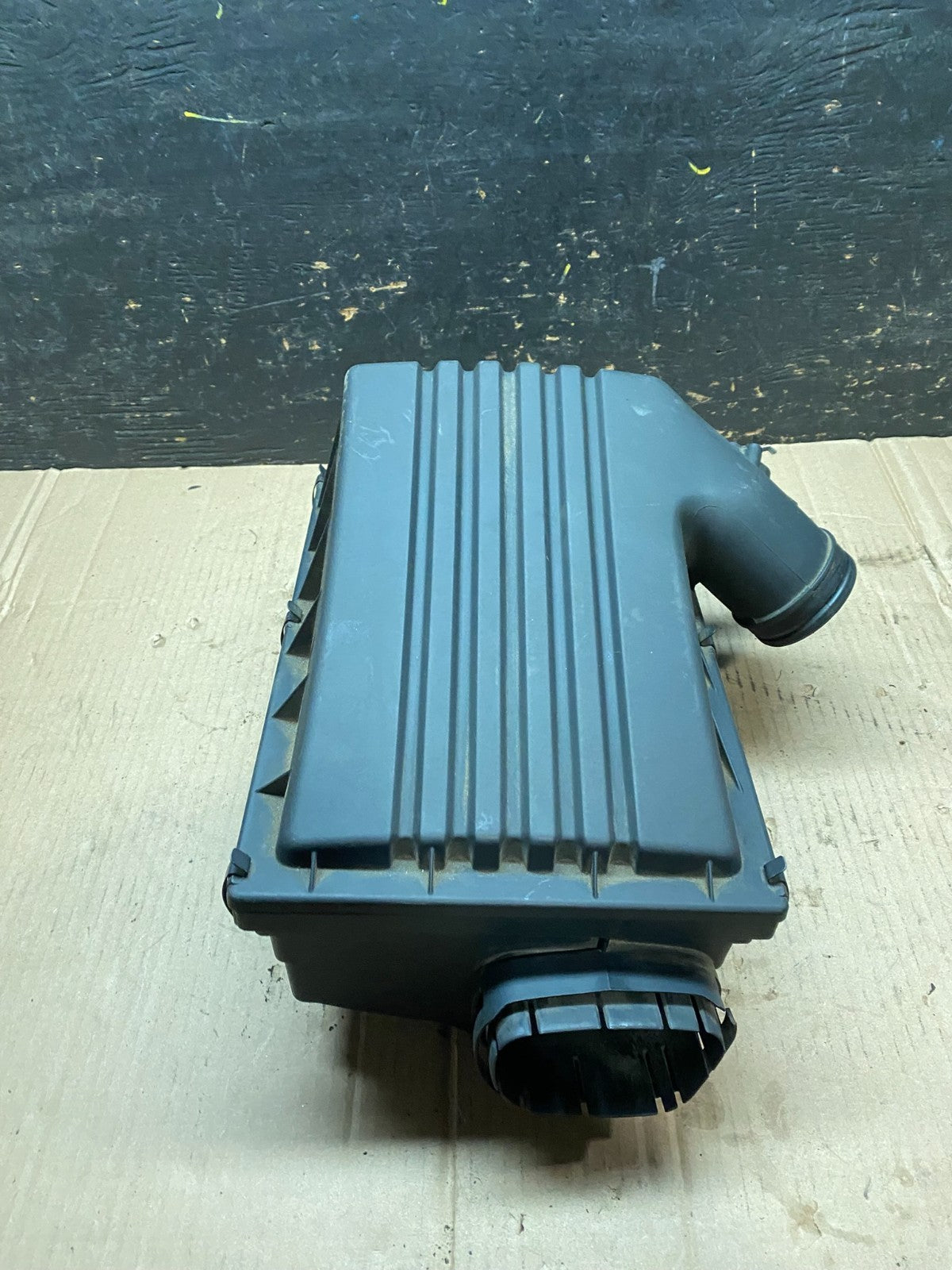 2007 to 2010 BMW X5 Air Intake Cleaner Filter Housing Box OEM V9788 DG0