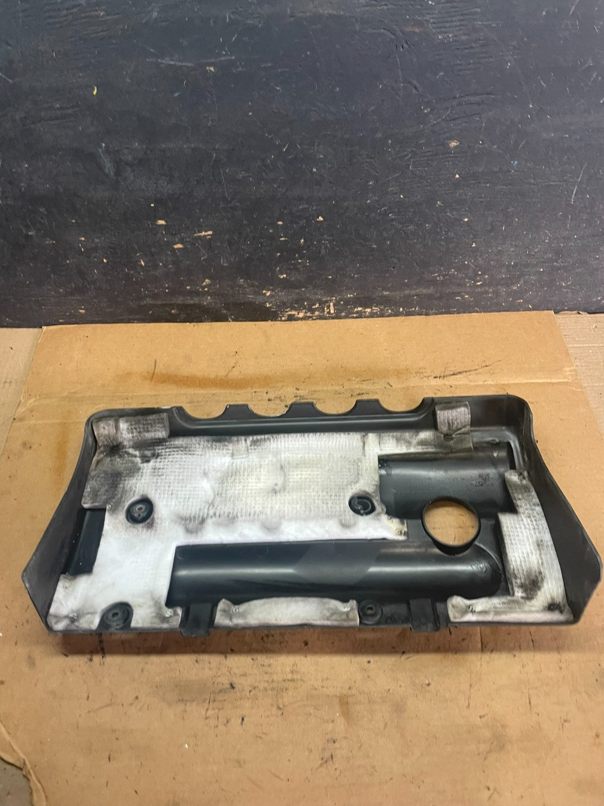 2005 to 2008 Toyota Corolla Matrix 1.8L Motor Engine Cover q9907 DG4