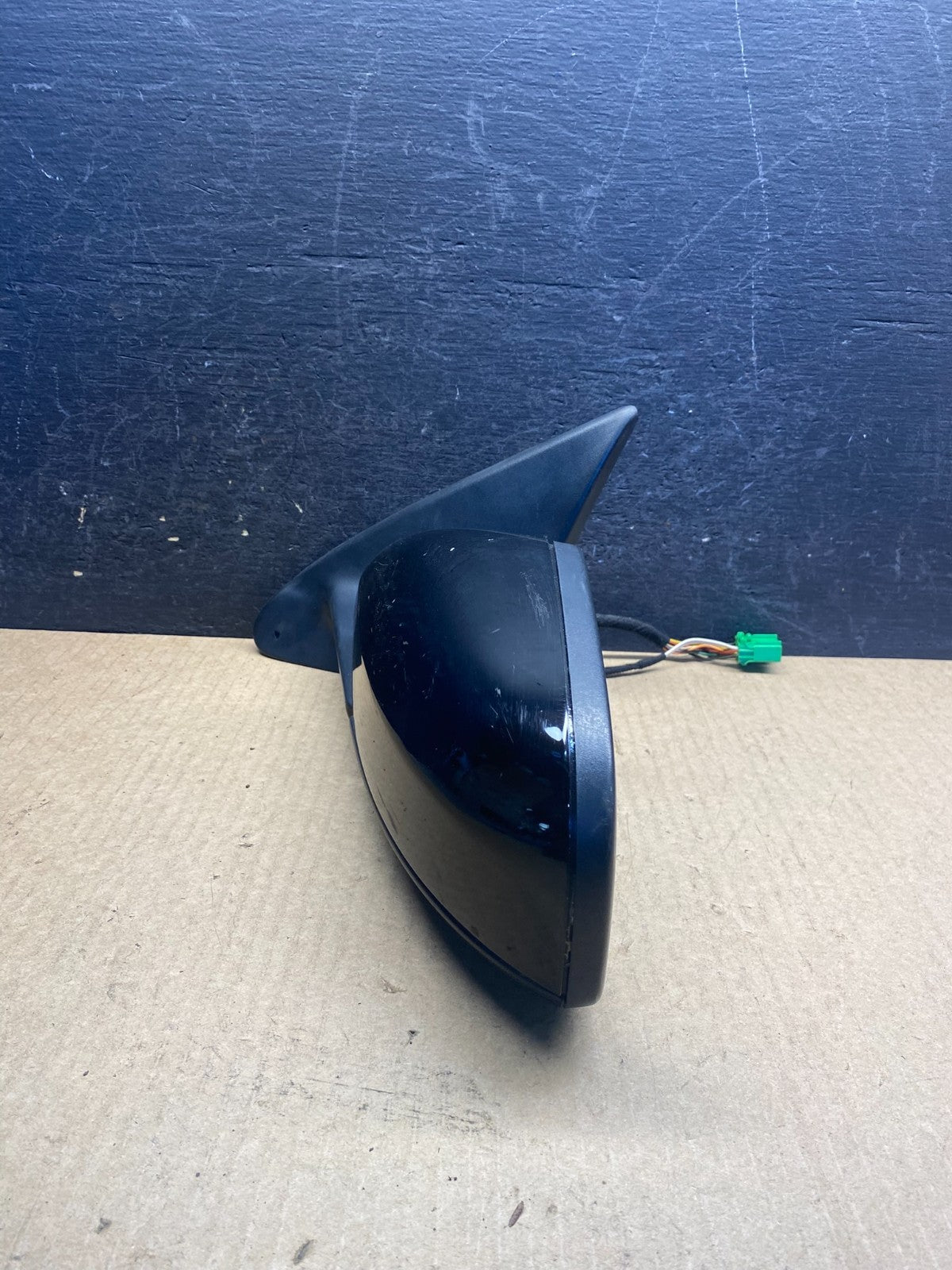 2004 - 2006 Volvo S60 Left Driver LH Front Door View Mirror AG6184 DG10