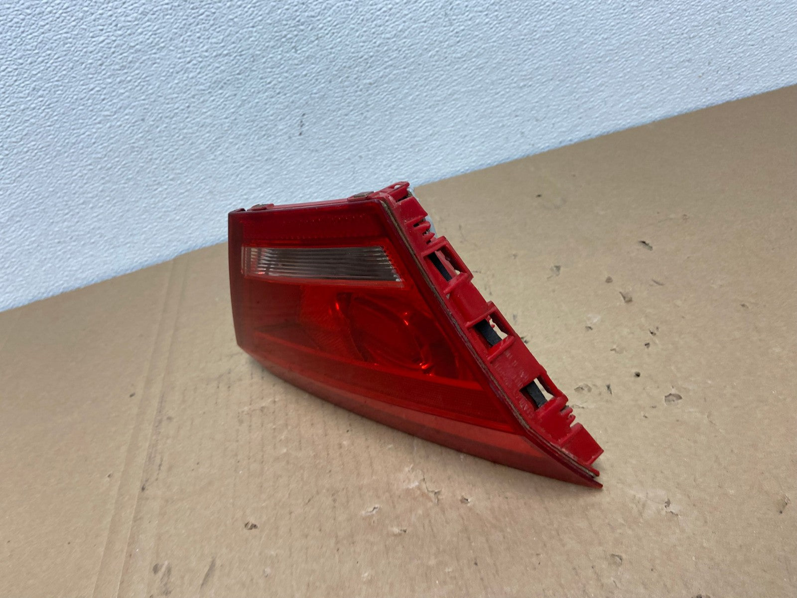 2012 to 2015 Volkswagen Passat Left Driver Lh Inner Tail light Oem AB6824 LK1
