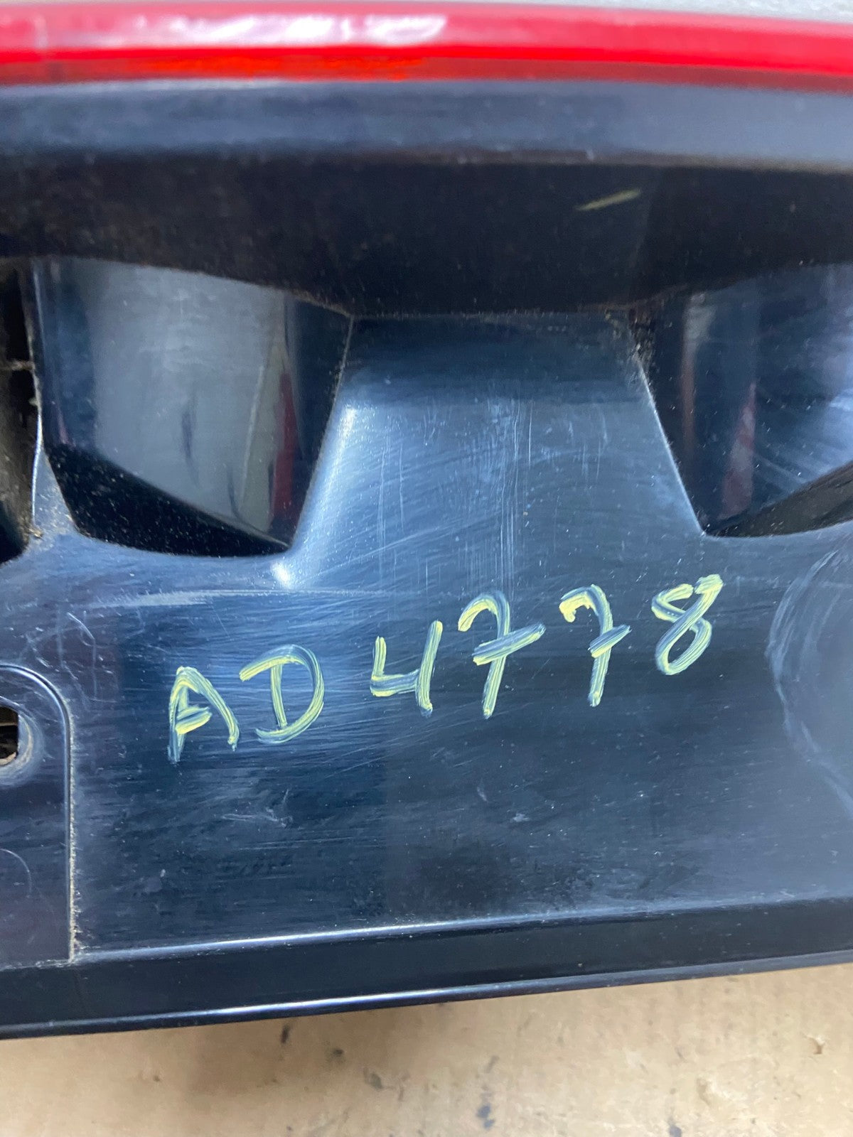 2002 2003 2004 Jeep Liberty Left Driver LH Side Tail Light TYC AD4778 LK6