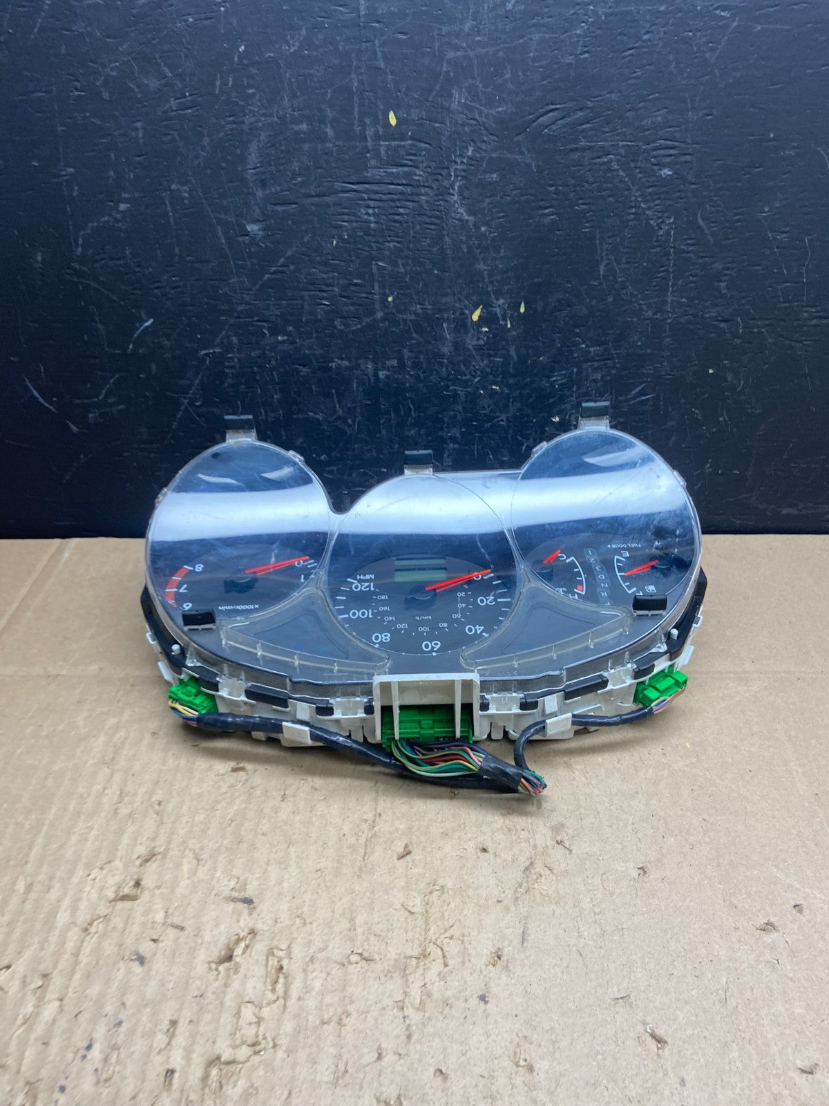 2004 to 2008 Subaru Forester Speedometer Instrument Cluster Ab97644