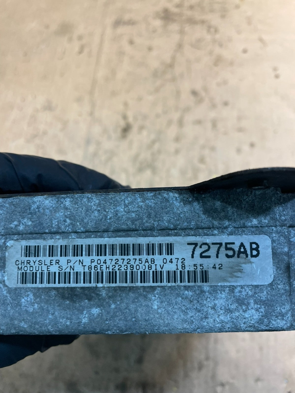 2000 Dodge Caravan ECM Engine Control Module ECM p04727275ab T7030 DG3