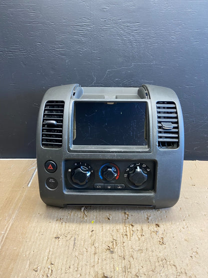 2005-2008 Nissan Pathfinder Radio A/C Heat Temperature Climate Control AB5902 DG0