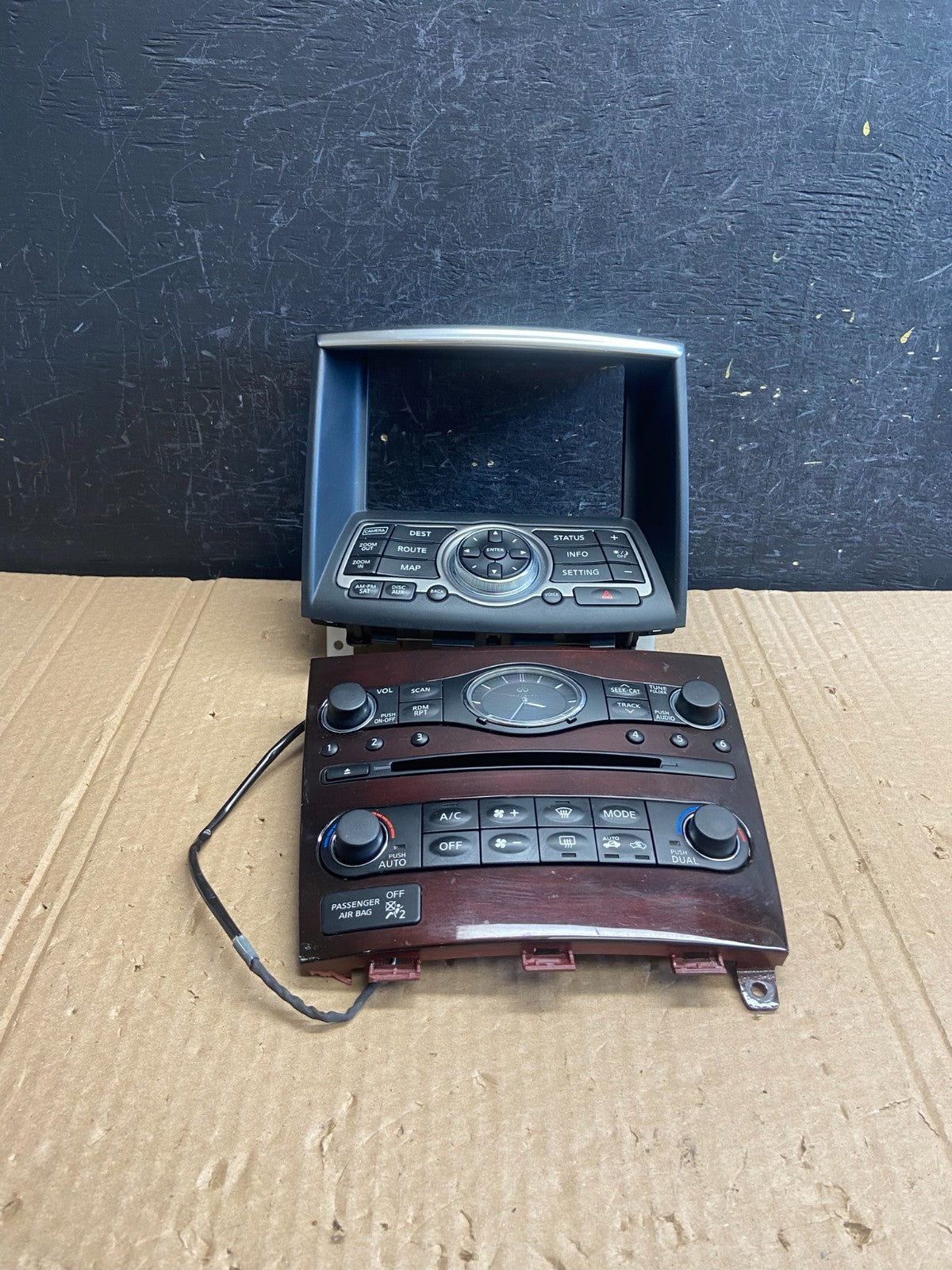2014 to 2017 Infiniti QX50 Radio Player Climate Control Panel Bezel AF6244 DG0