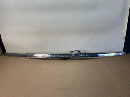 2011 to 2014 Ford Explorer Rear Tailgate Gate Trim Molding With Camera ag2880 DG0