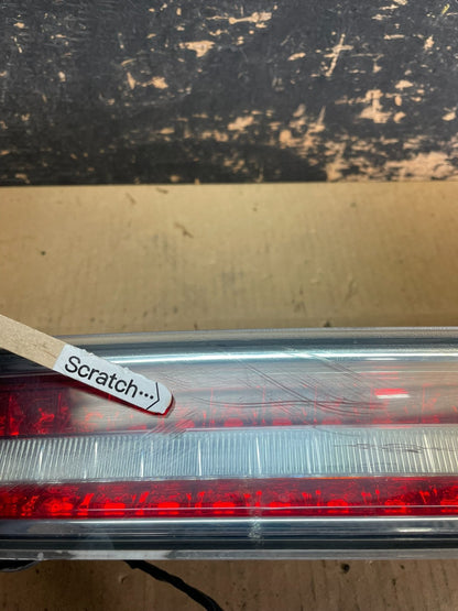 2013-2019 Lincoln MKZ Rear Center Trunk Tailgate Tail Light OEM z8251 DG3
