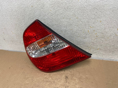 2002 2003 2004 Toyota Camry Left Driver LH Side Tail Light AI0947 LK1