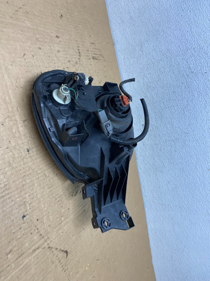 2002 to 2003 Subaru Impreza Right Passenger RH Halogen Headlight ac8141 DG5