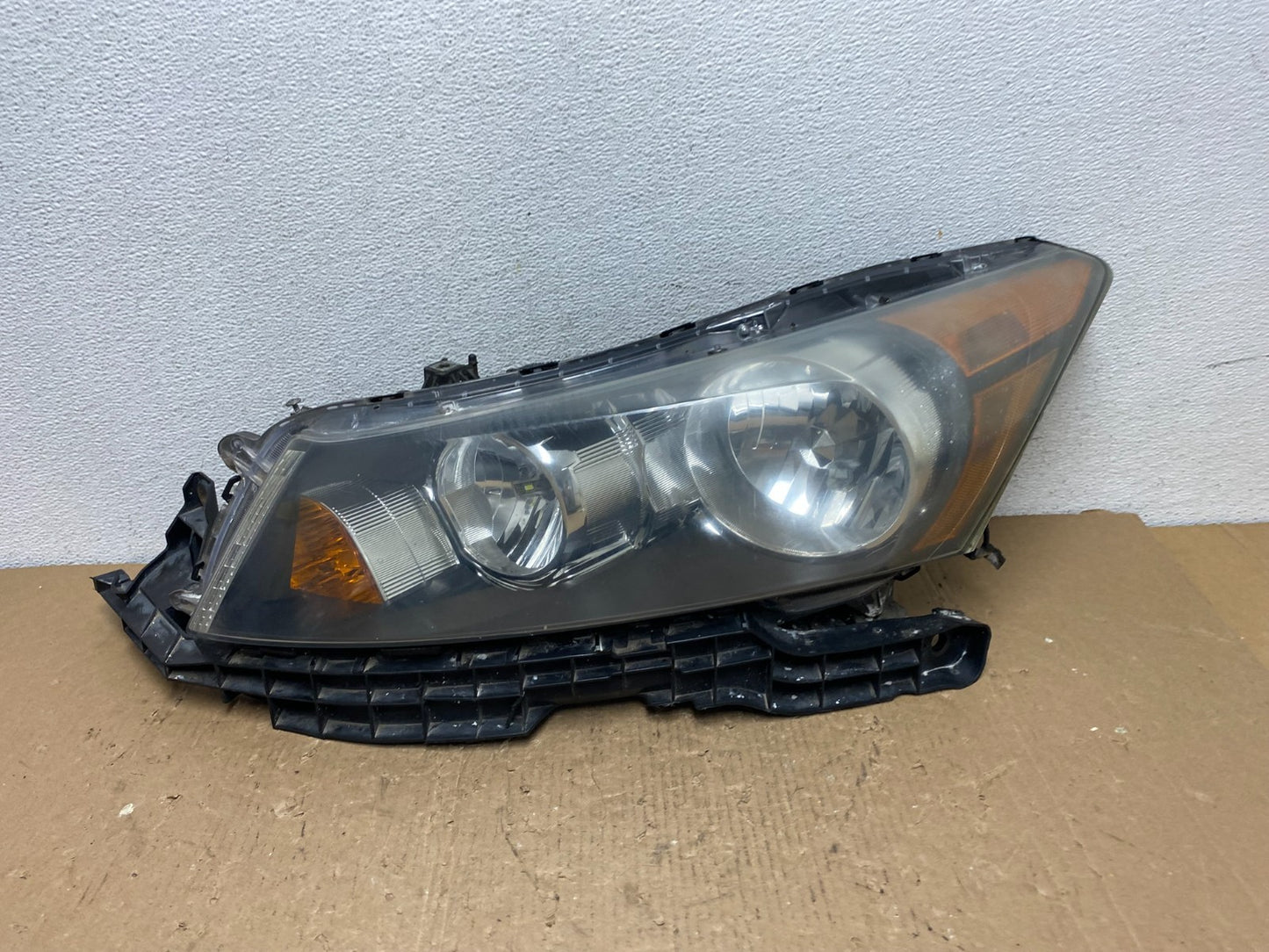 2008 to 2012 Honda Accord Sedan Headlight Left Driver Lh Side AD8756 DW0