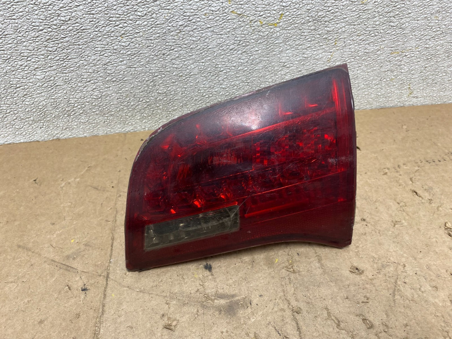 2006 2007 2008 Audi A6 Avant Wagon Right Passenger Inner Tail Light OEM X2170 DW0