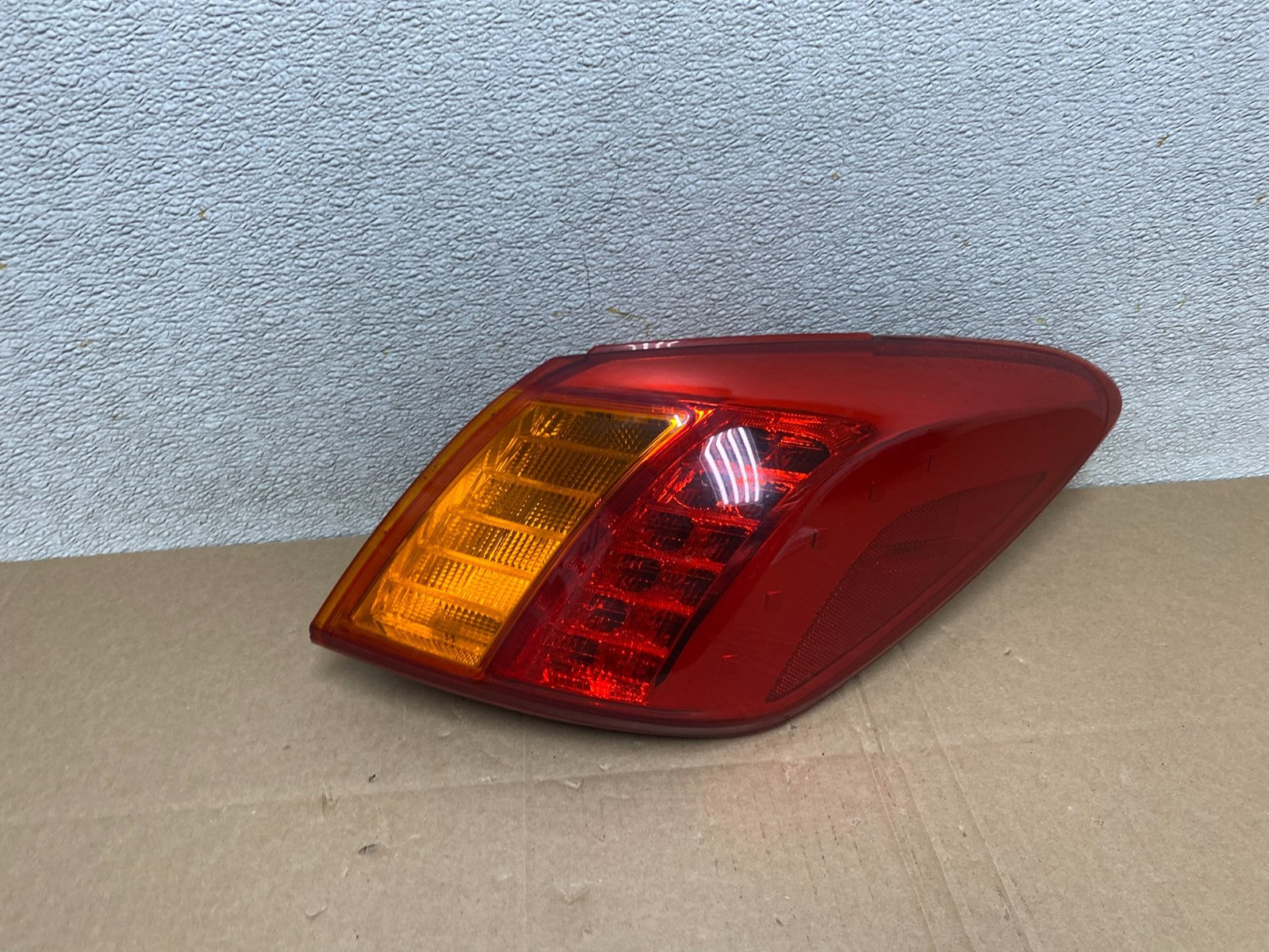 2009 2010 Nissan Murano Right Passenger Rh Side Tail Light T8132 DW0