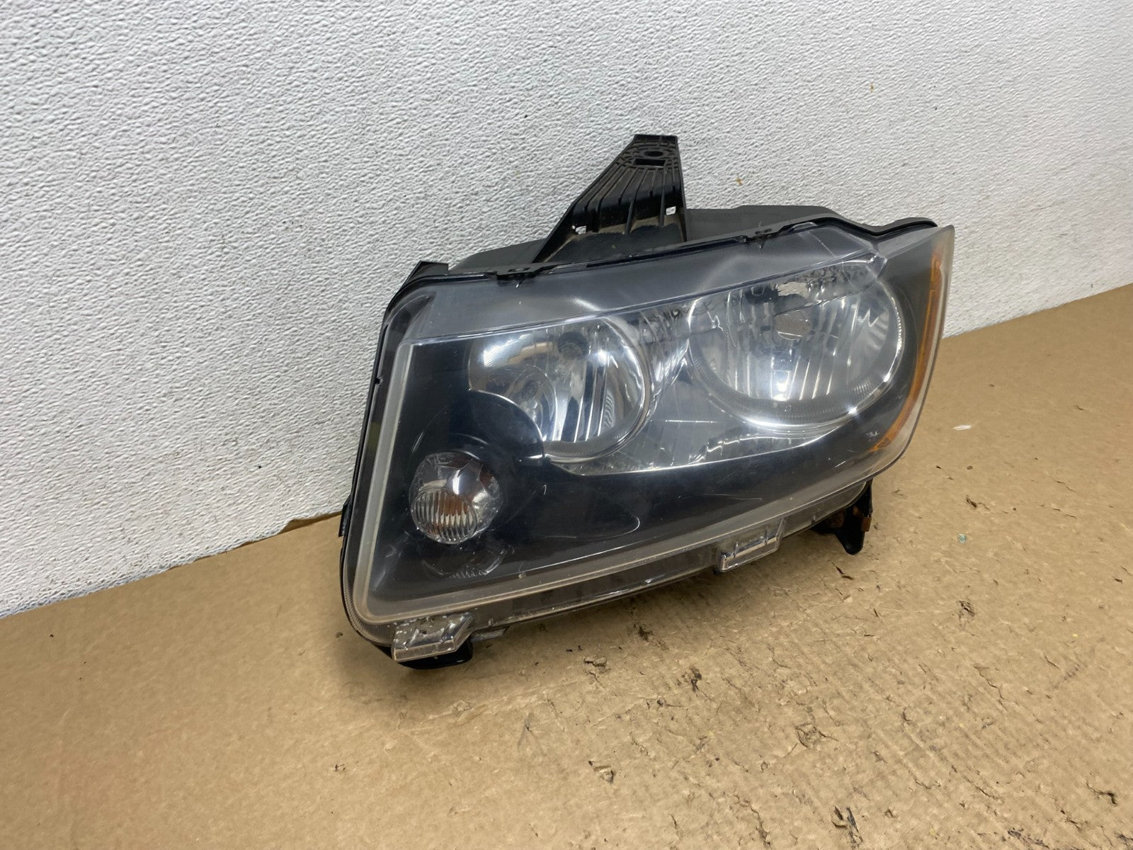 2011 to 2013 Jeep Grand Cherokee Halogen Left Driver Lh Headlight AF8200 DW2