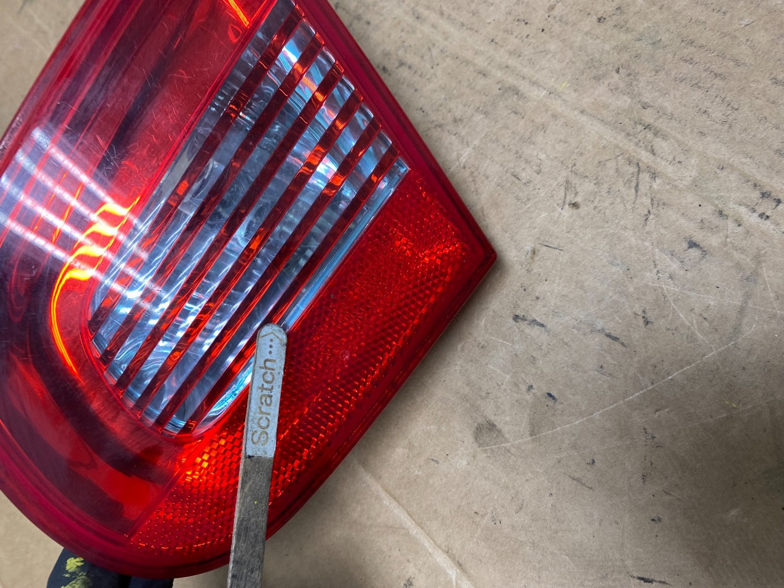 2007 2008 2009 2011 Volkswagen Eos Right Passenger Rh Tail Light inner OEM T20894