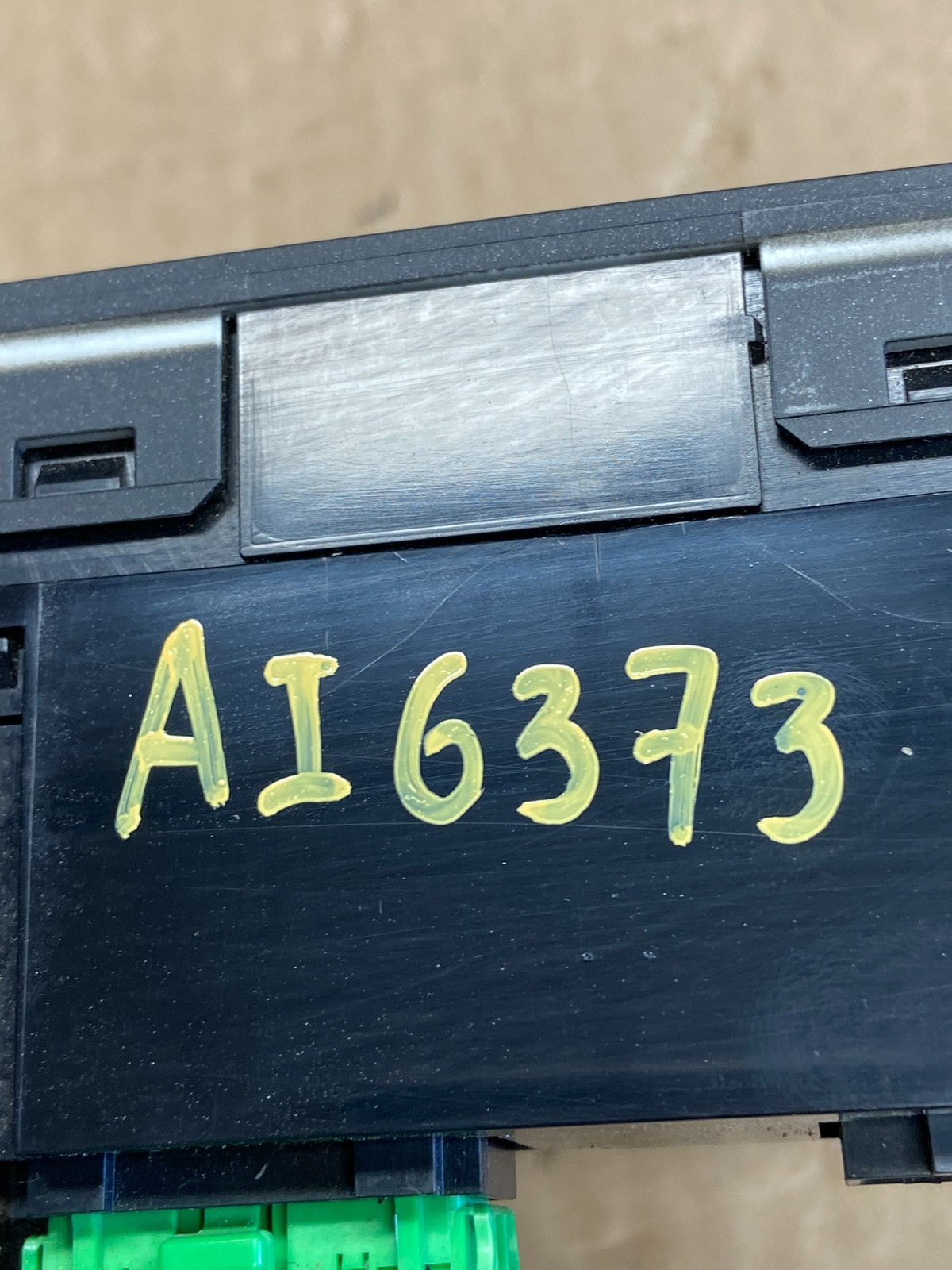 2001 - 2009 Volvo S60 Climate Control Radio Bezel Panel Trim AI6373 DG5
