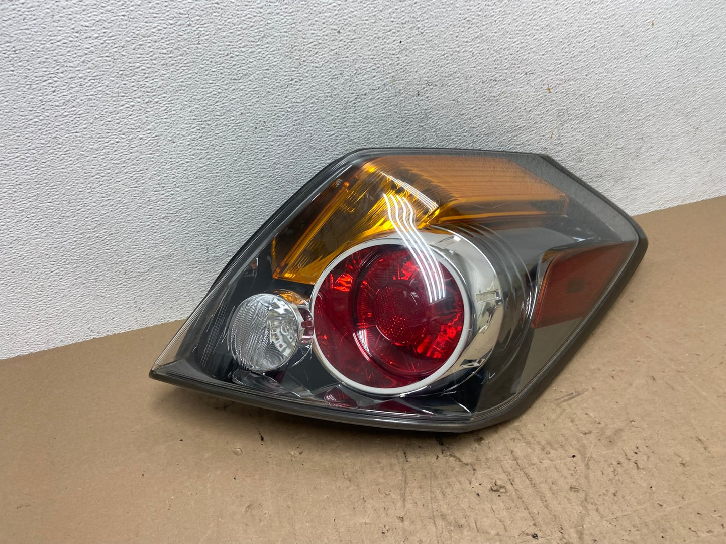 2007 to 2012 Nissan Altima Right Passenger Rh Side Tail Light AE6438 LK2