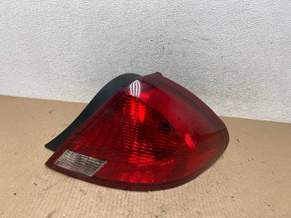 2000 to 2003 Ford Taurus Right Passenger Rh Side Tail Light AE8890 LK0