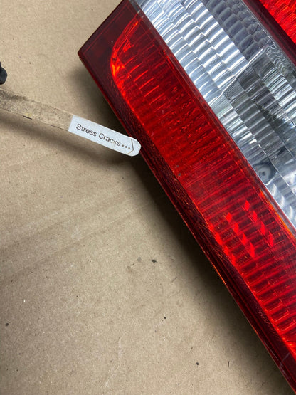 2000 2001 Lexus ES300 Inner Left Driver LH Side Tail Light AG6839 LK4
