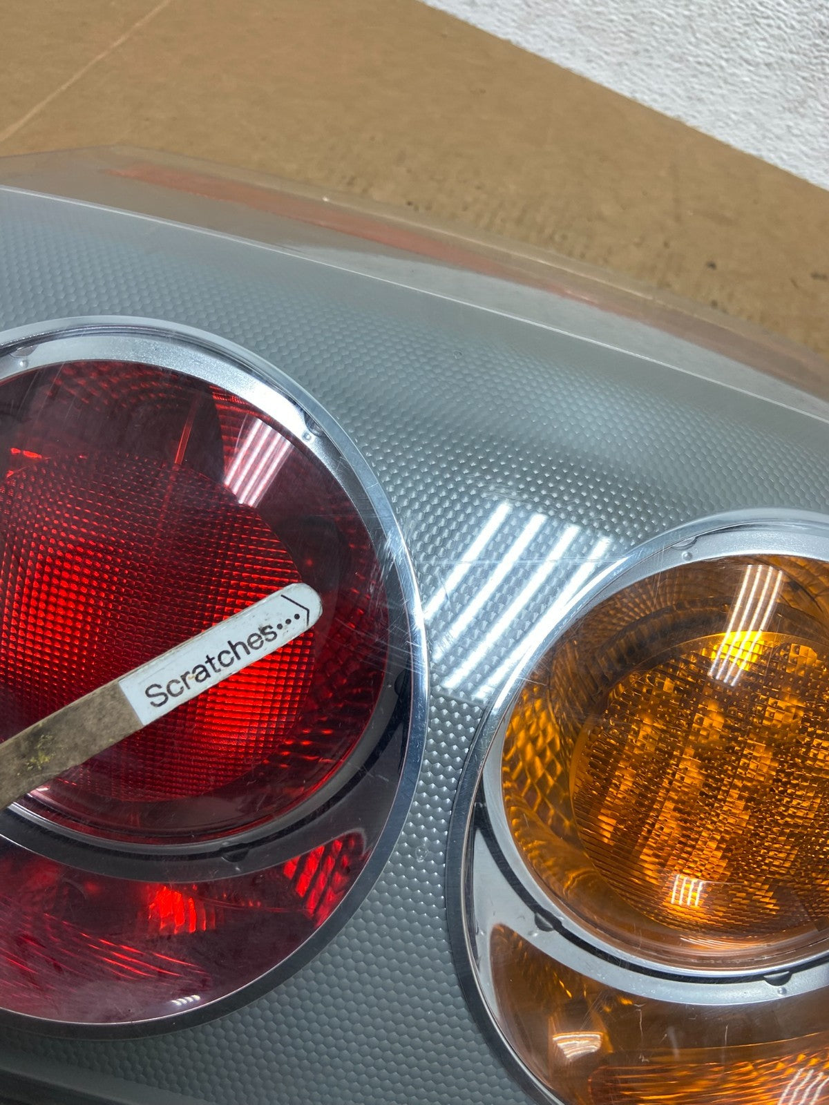 2003-2005 Land Rover Range Rover L322 Left Driver LH Tail Light AE2686 DW3