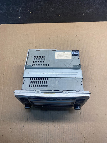 2007 to 2009 Hyundai Santa Fe AM/FM Radio CD Player AE7729 DW3