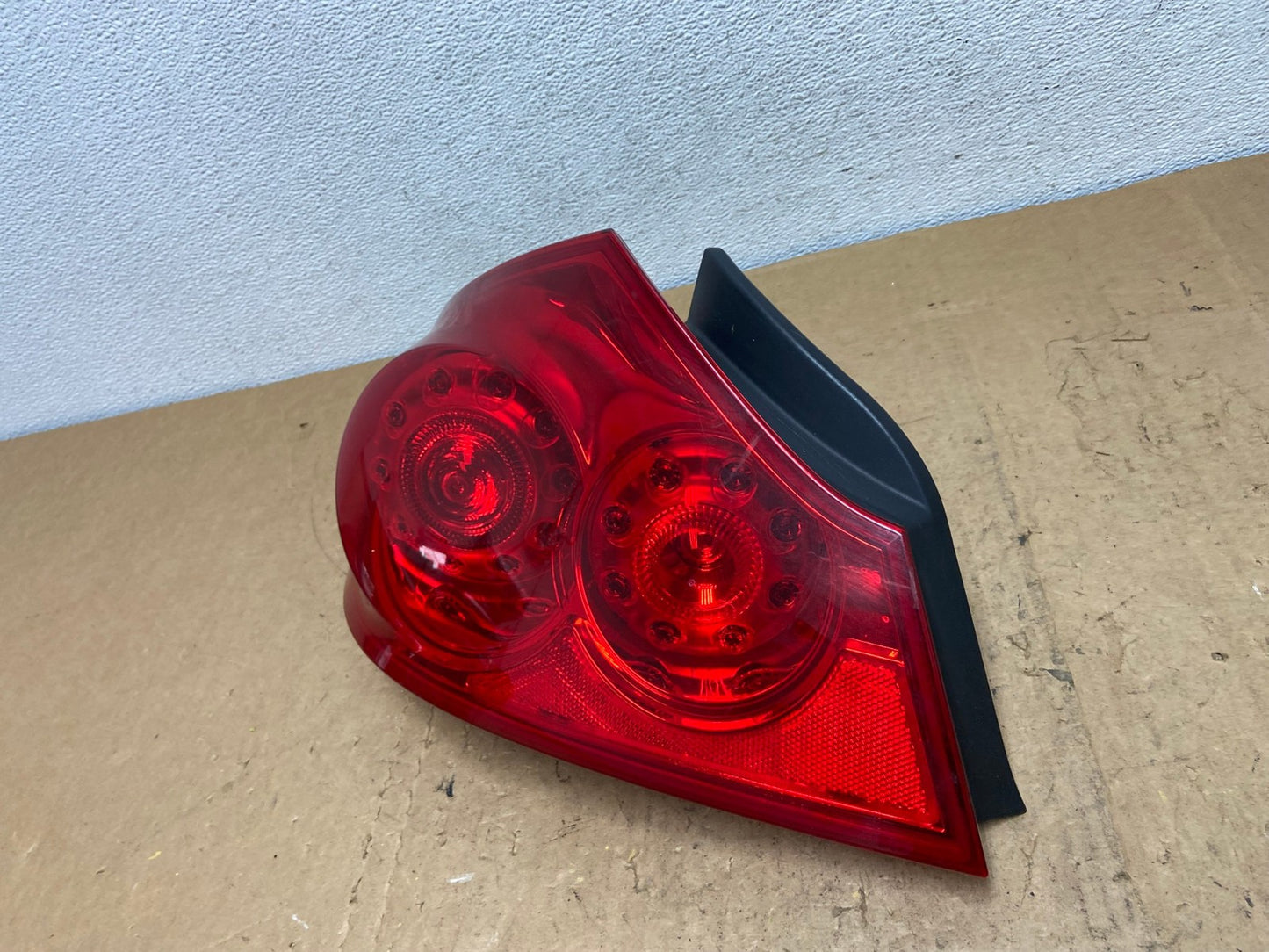 2007 to 2013 Infiniti G35 G37 Sedan Left Driver LH Side Tail Light AD0573 LK1