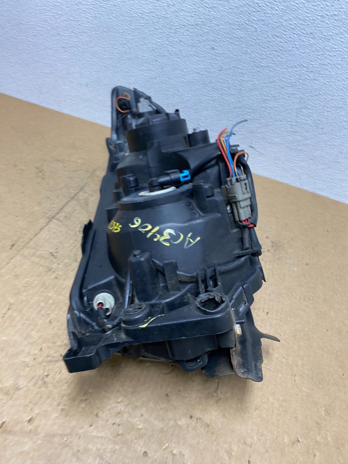 2006-2008 Subaru Forester Right Passenger Rh Headlight Halogen DEPO AC3406 DW10