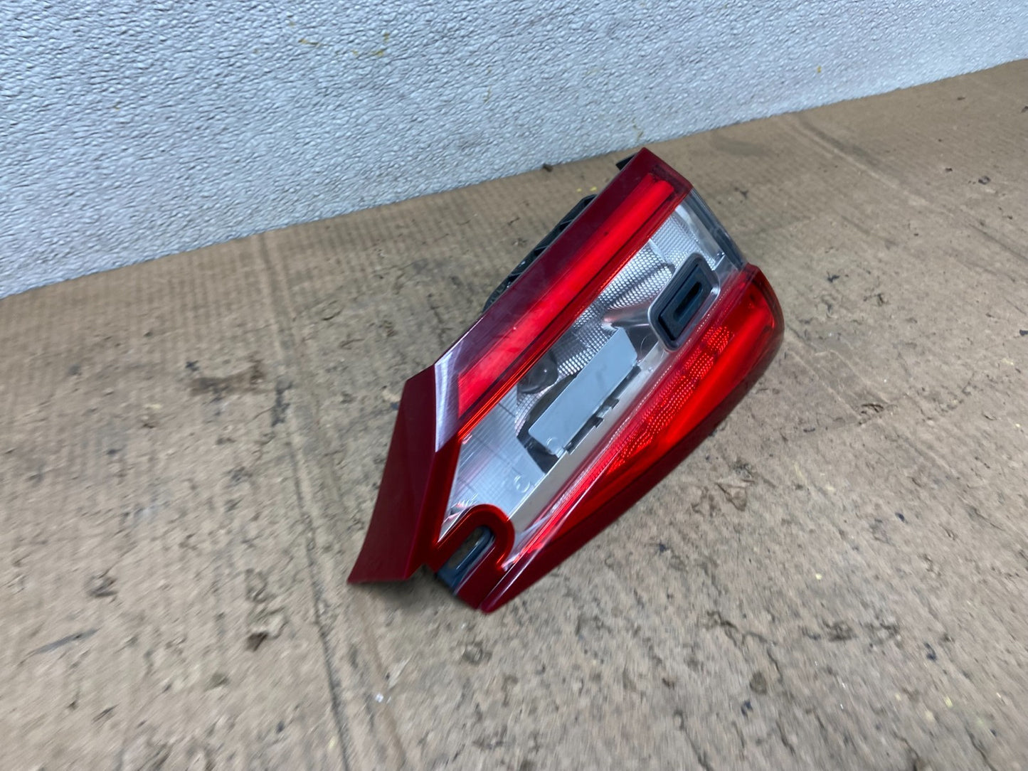 2017 - 2018 Ford Fusion Left Driver LH Side Inner Tail Light AA8593 LK2