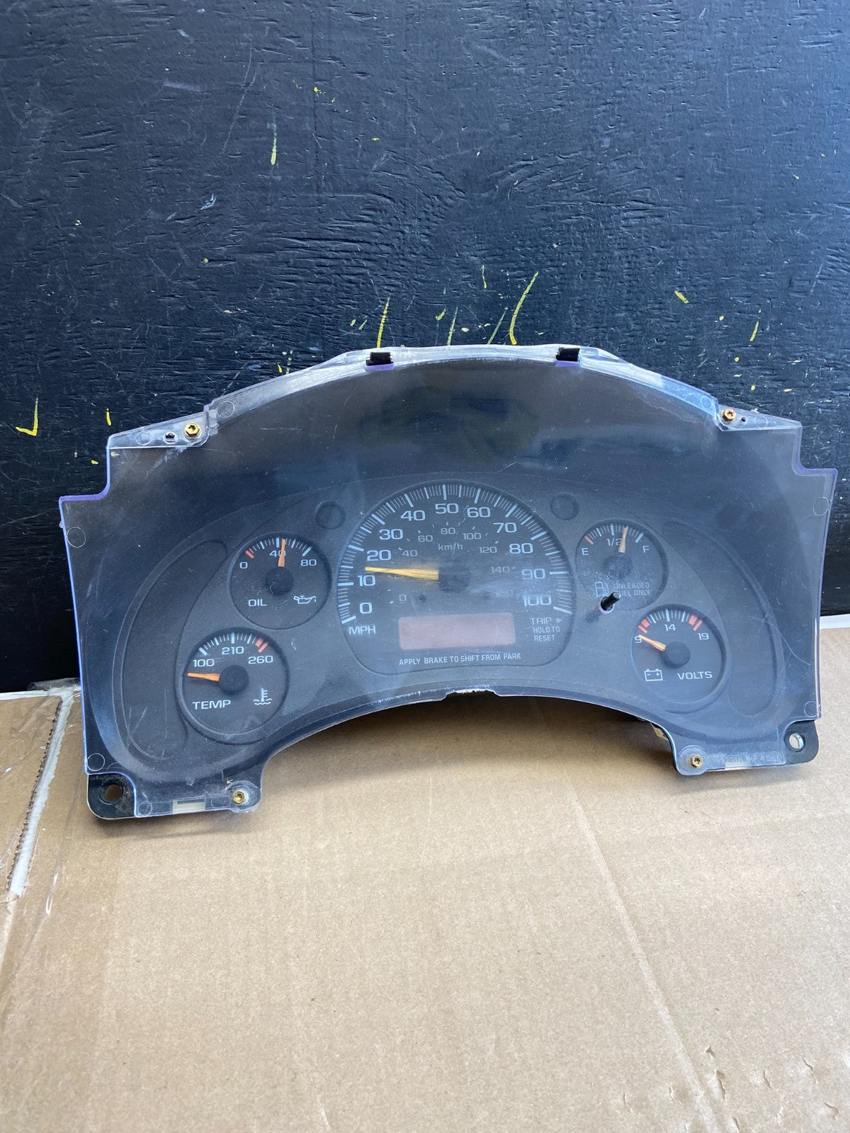 1996 to 2000 Chevrolet Express Speedometer Cluster Gauge OEM AB1826 DG0