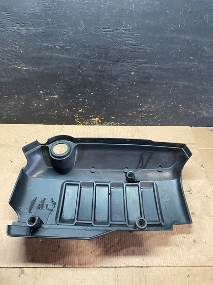 2007 to 2008 GMC Acadia 3.6L VVT Engine Cover Shield T0042 DG5