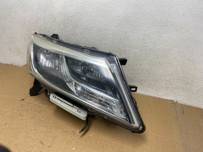 2013 to 2016 Nissan Pathfinder Right Passenger RH Side Headlight AH7787 DW2