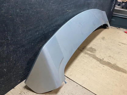 2013 to 2018 Hyundai Santa Fe Sport Rear Spoiler W/3rd Brake Light Oem X3472 DG2