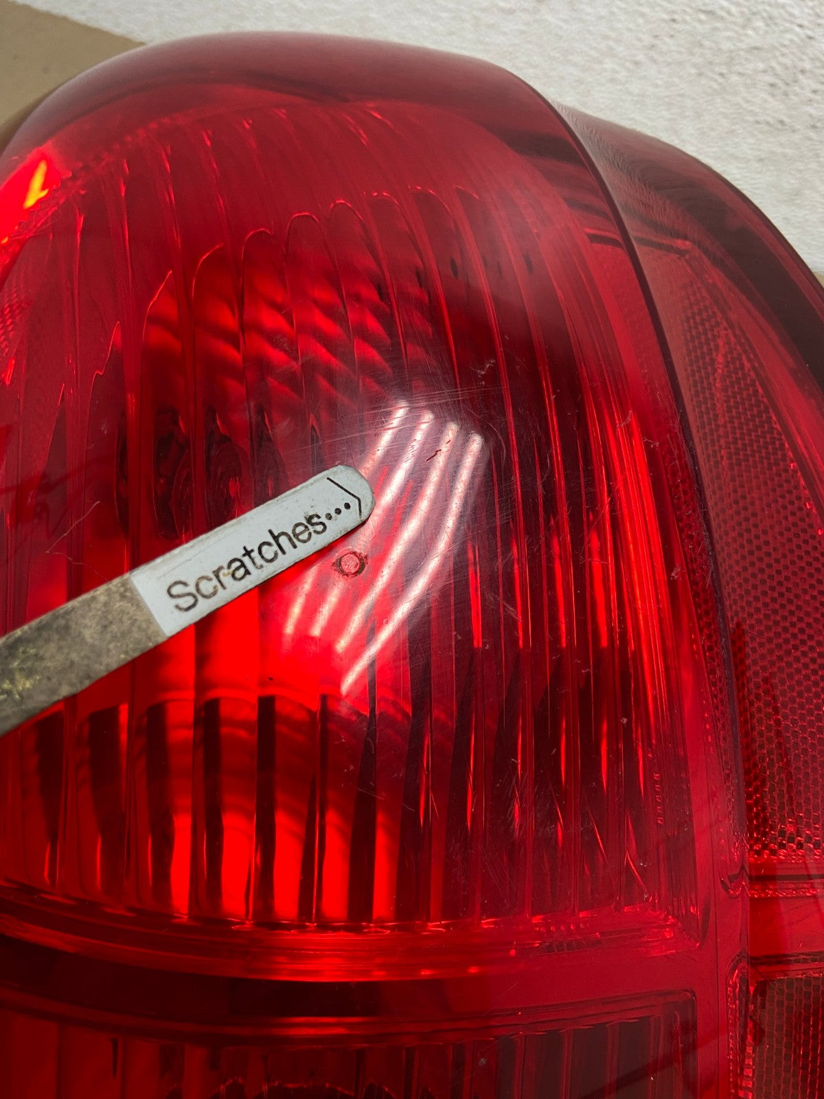 2003 to 2011 Lincoln Town Car Left Driver Lh Side Tail Light AE2896 LK3