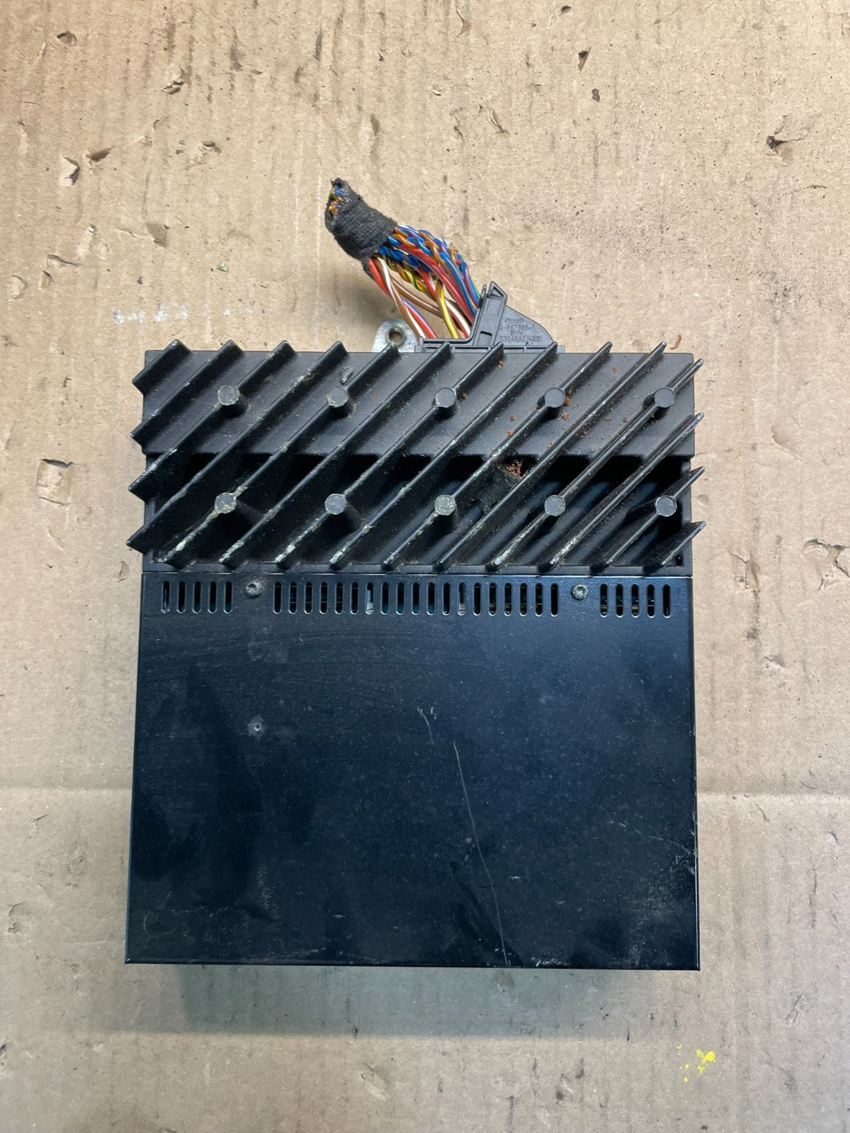2007-2010 BMW X5 Top HiFi Lear Radio Audio Amplifier Amp OEM U2131  DG0