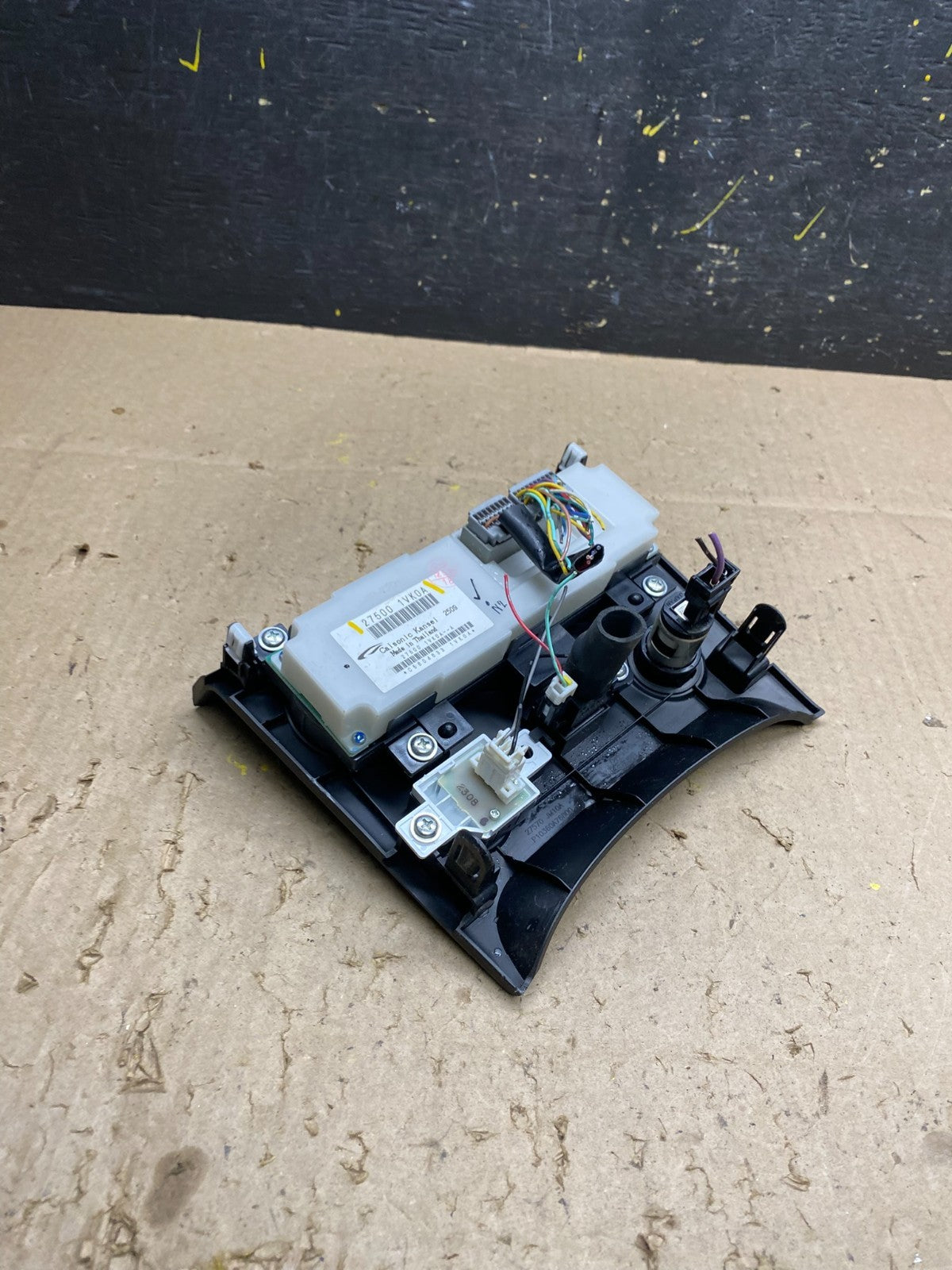 2011 to 2015 Nissan Rogue Heater Temperature AC Climate Control U5045 DG4