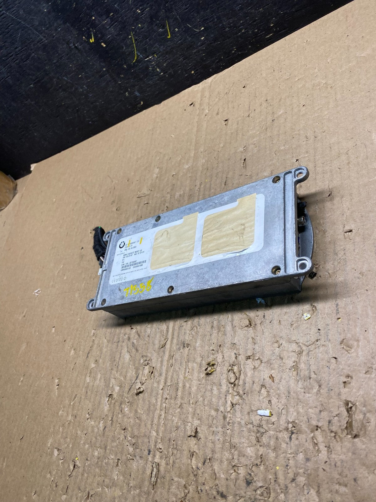 2002 to 2005 Bmw 745i Bluetooth  Control Module Computer Telematics OEM T1558 DG2