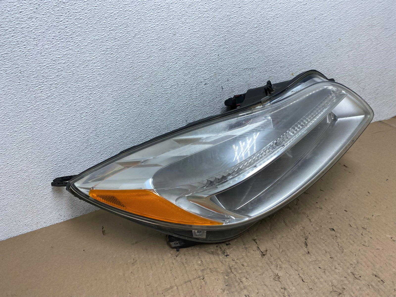 2011 2012 2013 Buick Regal Right Passenger RH Side Headlight AE8861 LK2