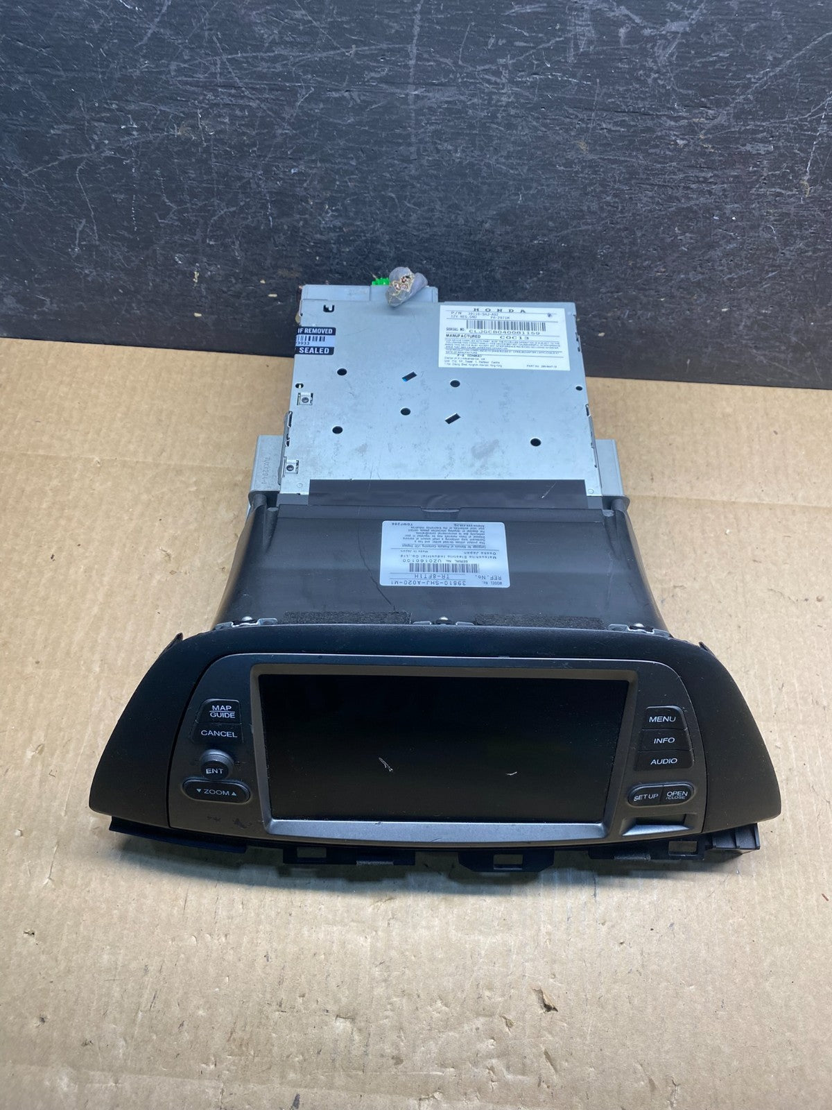 2005 to 2010 Honda Odyssey Navigation GPS Screen Display Radio AG7336 DG4